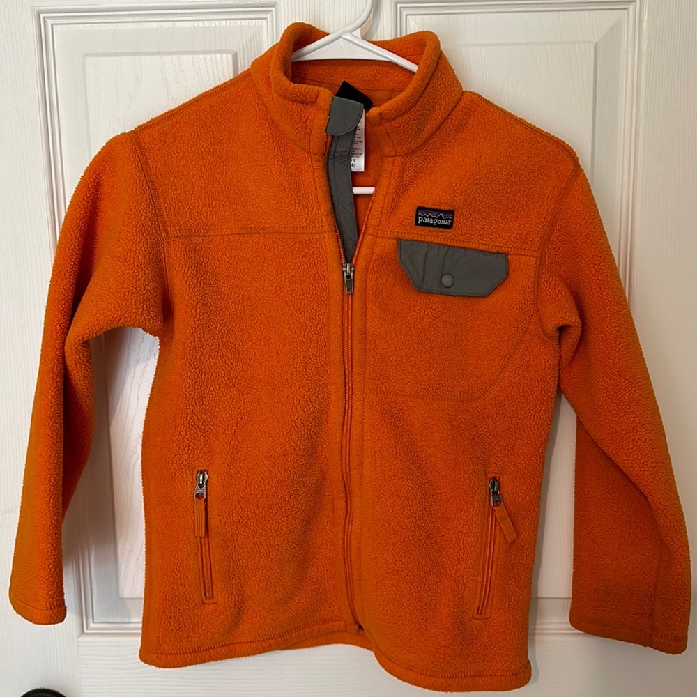 Boys Patagonia synchilla orange zip fleece jacket, size small 8.